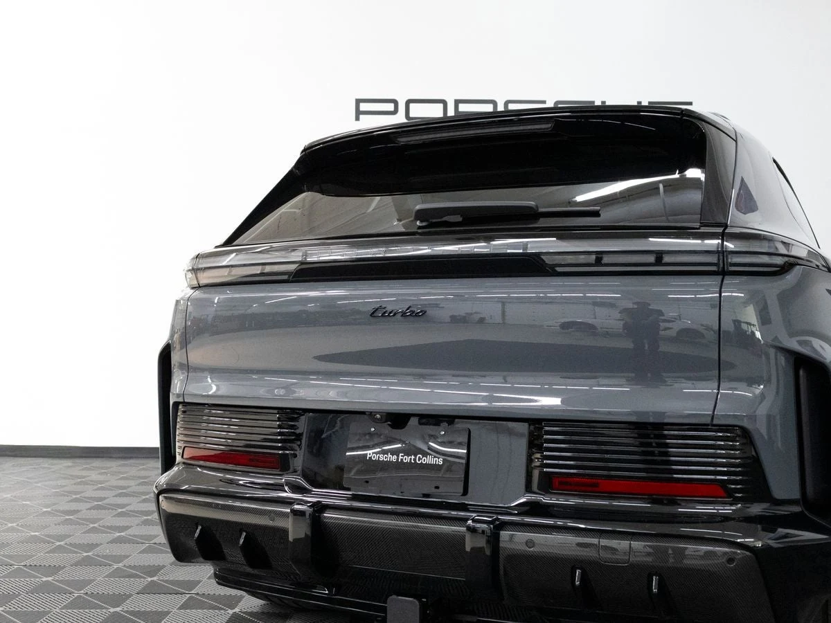 2026 Porsche Cayenne Turbo Electric (E4), 14/20