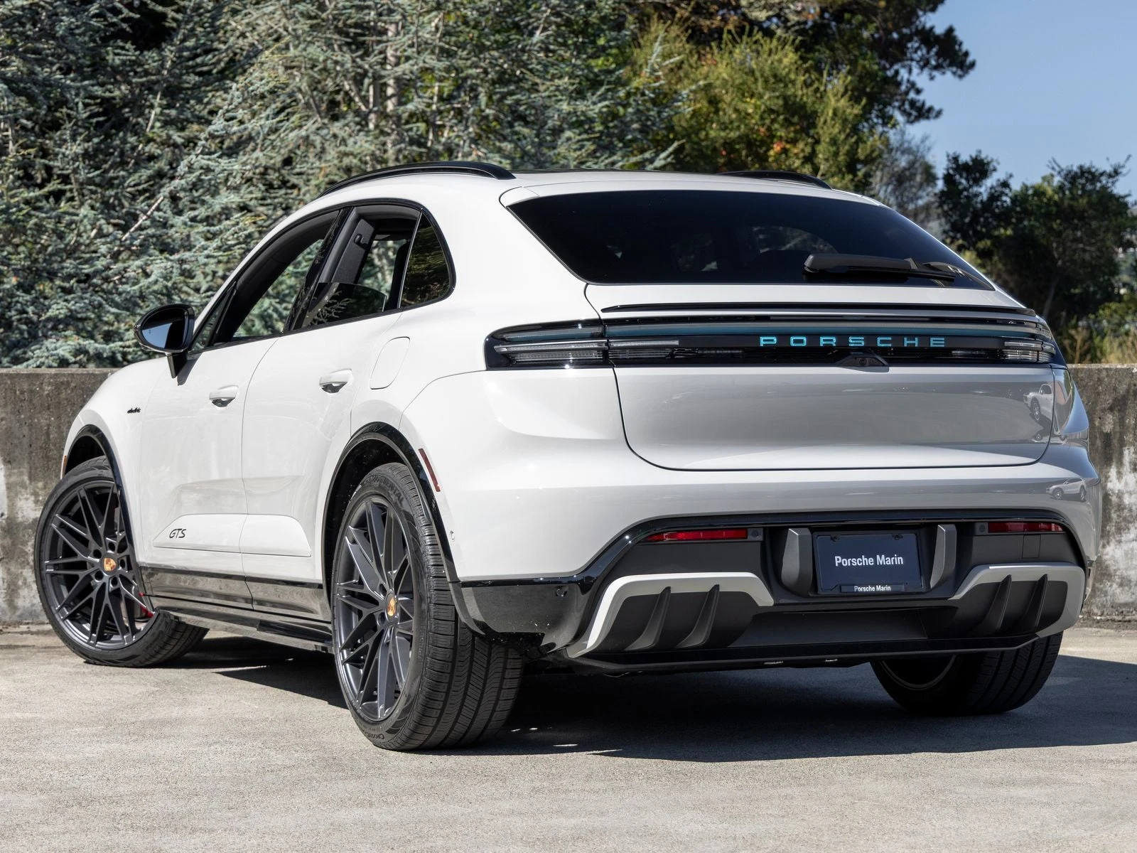 2026 Porsche Macan GTS Electric (XAB), 3/20