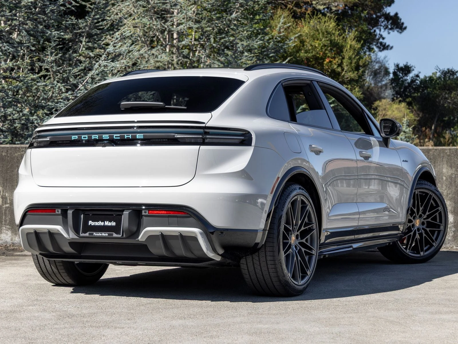 2026 Porsche Macan GTS Electric (XAB), 11/20