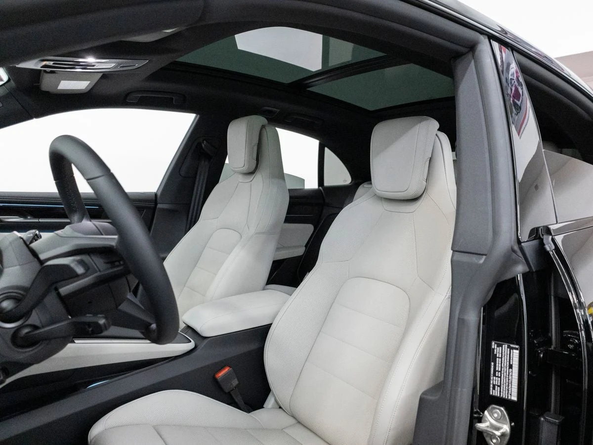 2026 Porsche Macan 4 Electric (XAB), 5/20