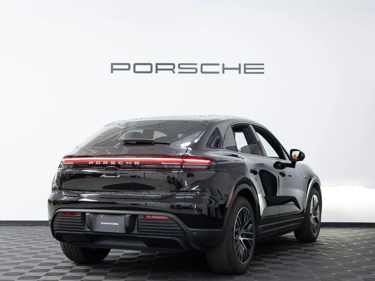 2026 Porsche Macan 4 Electric (XAB), 7/20