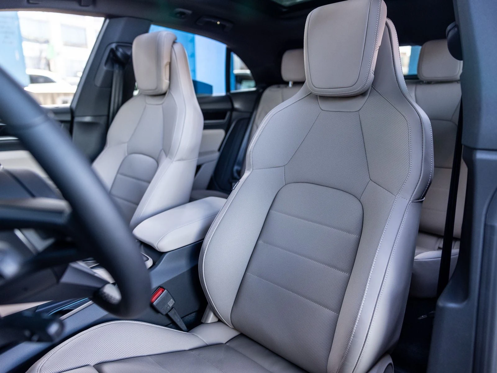 2026 Porsche Macan 4 Electric (XAB), 5/20