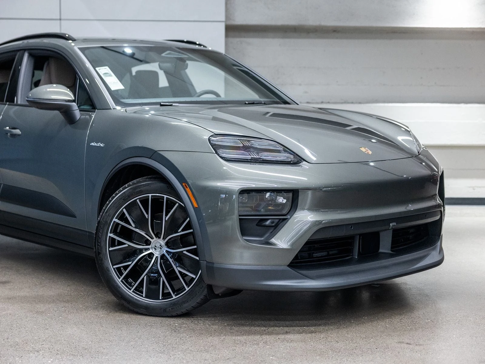 2026 Porsche Macan 4 Electric (XAB), 12/20