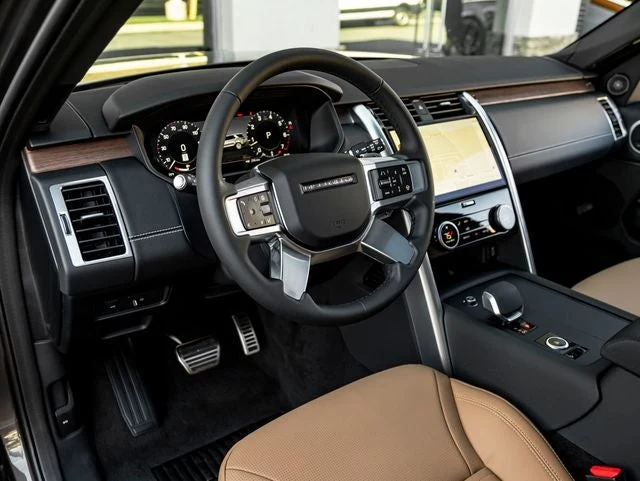 2026 Land Rover Discovery Dynamic SE (L462), 16/20