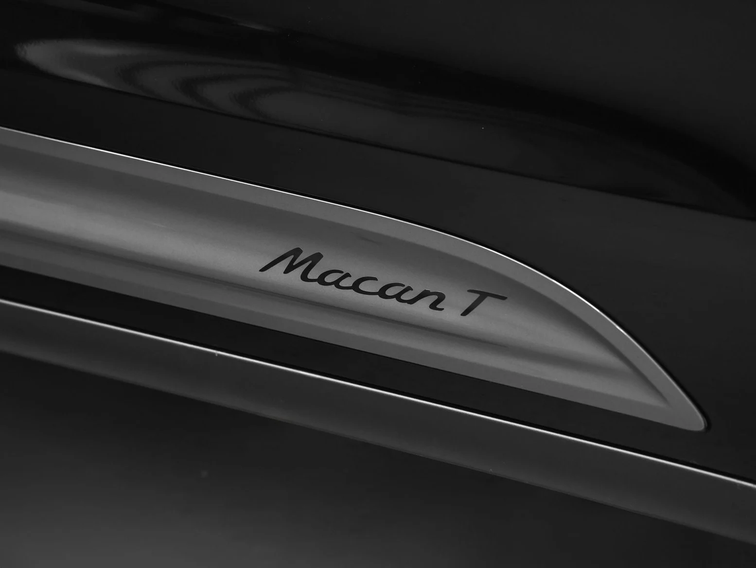 2026 Porsche Macan T (95B), 14/20