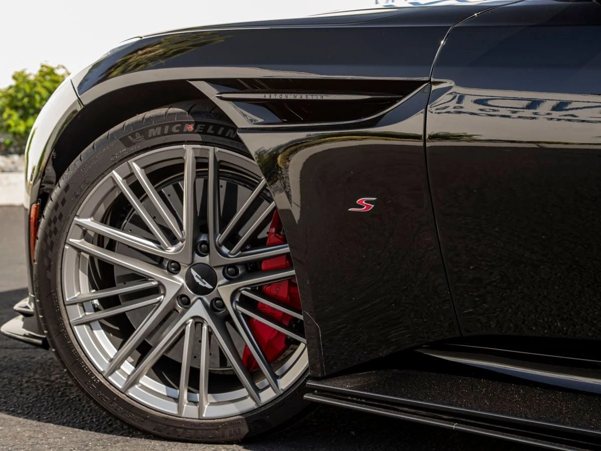 2026 Aston Martin DB12 S Volante, 13/20