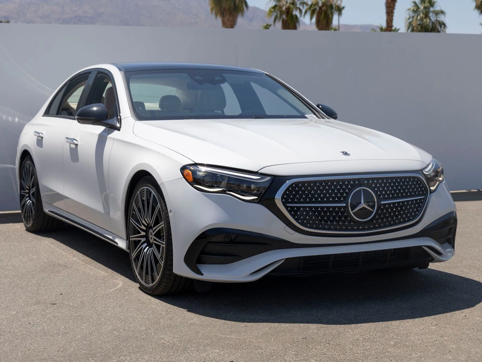 2026 Mercedes-Benz E 450 4MATIC (W214), 2/20