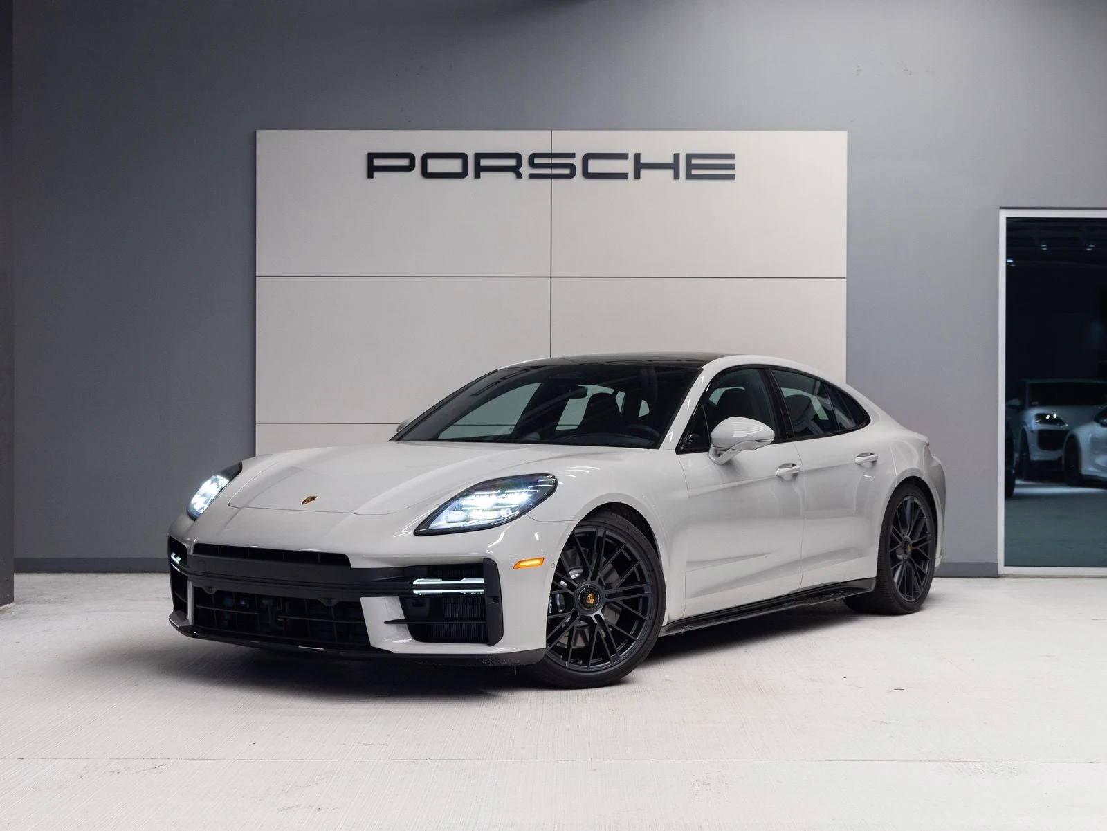 Porsche Panamera GTS (976) · Chalk · Indigo Auto Group