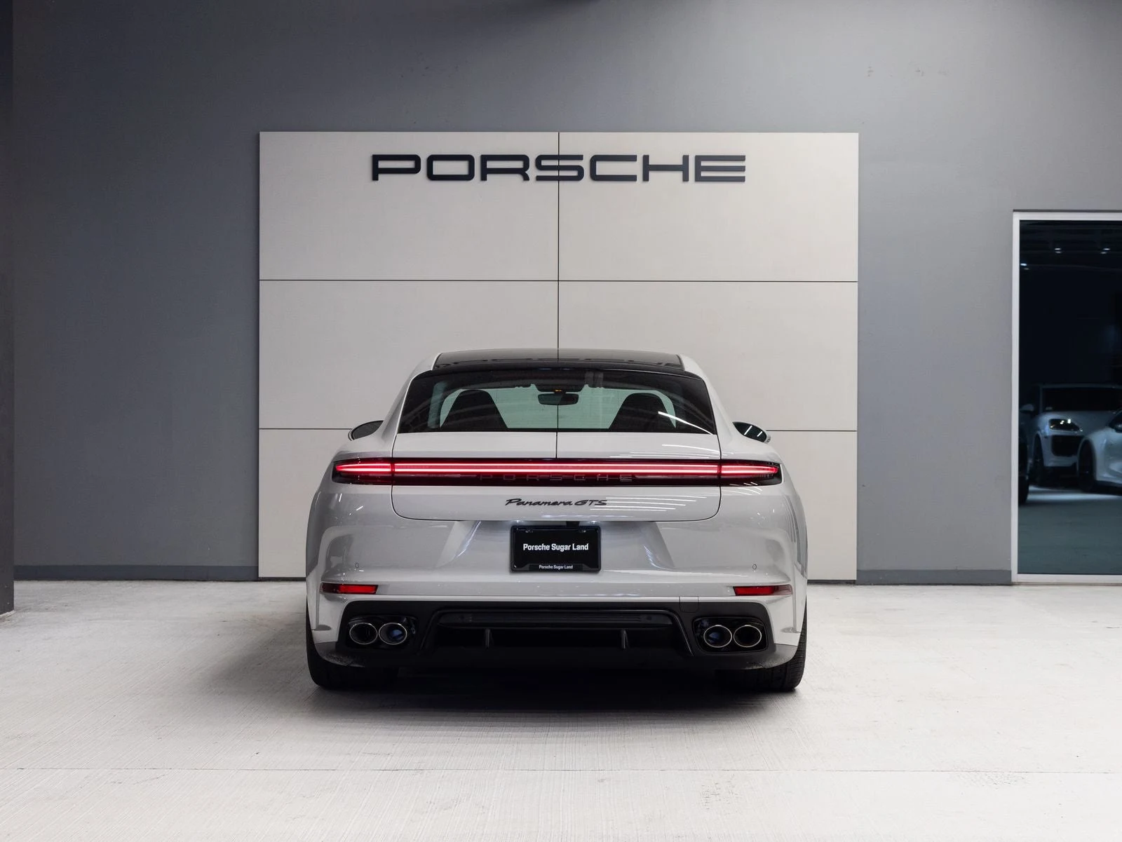 2026 Porsche Panamera GTS (976), 6/20