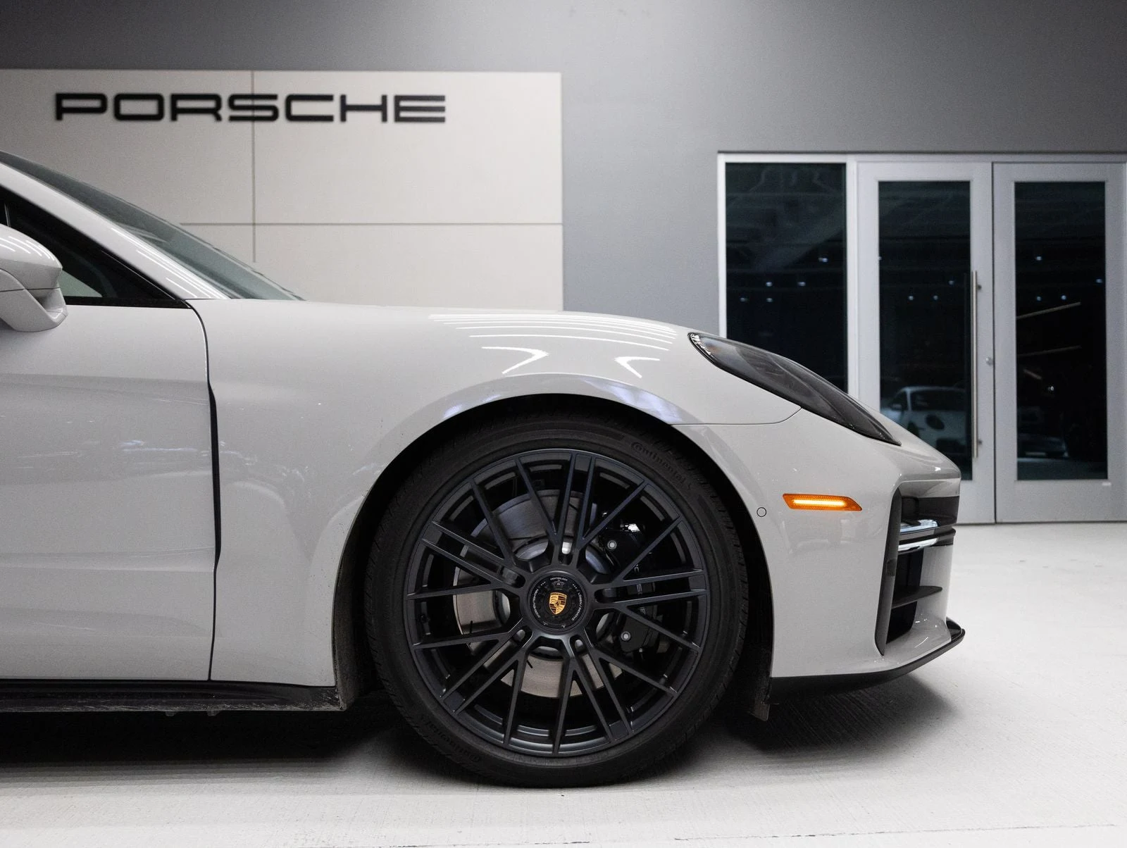2026 Porsche Panamera GTS (976), 11/20