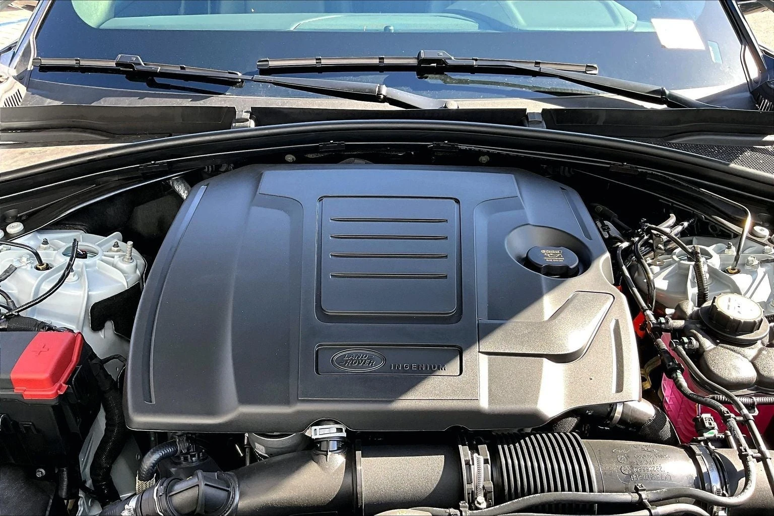2026 Land Rover Range Rover Velar Dynamic SE (L560), 11/14
