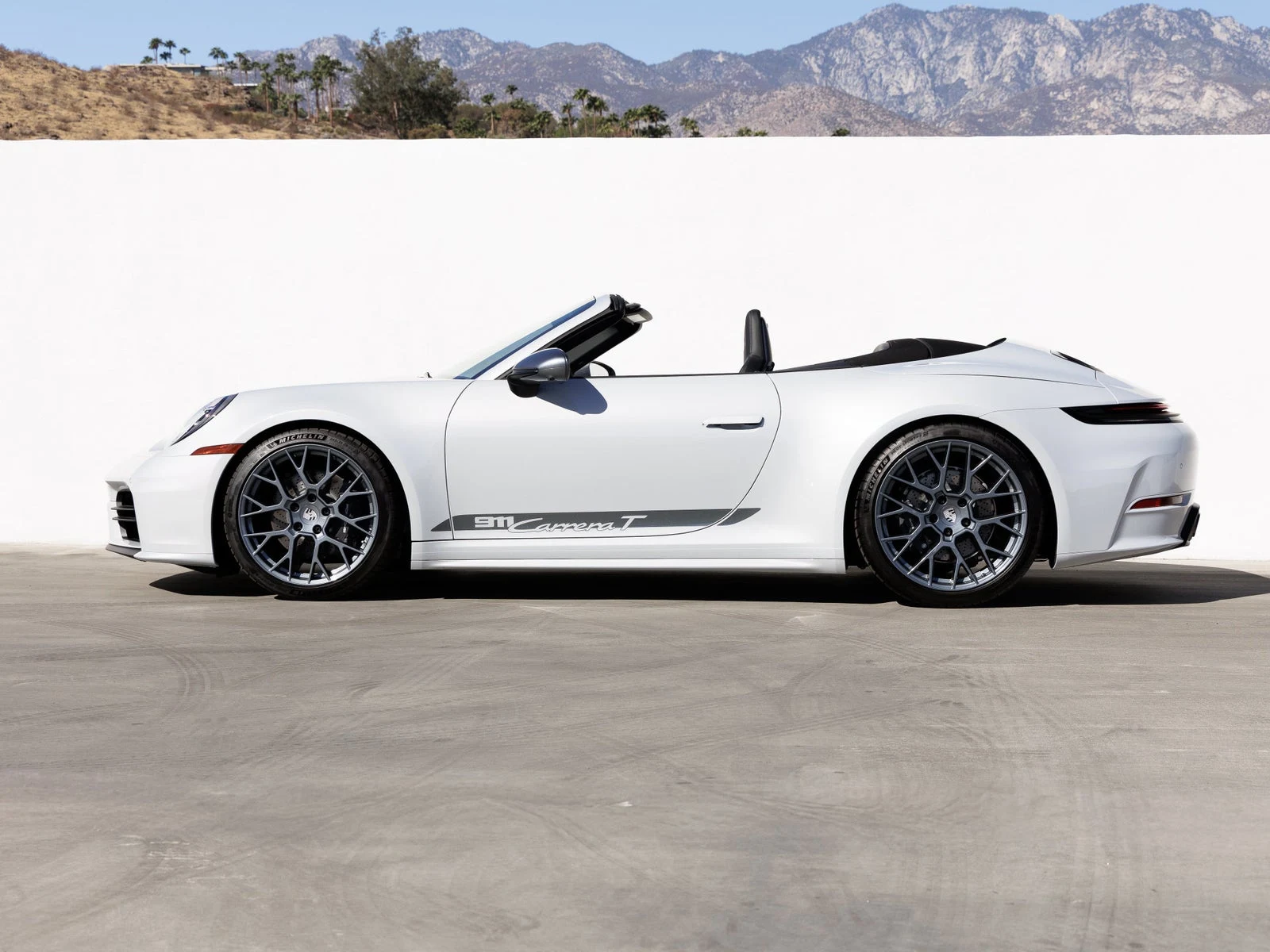 2026 Porsche 911 Carrera T Cabriolet (992.2), 2/20