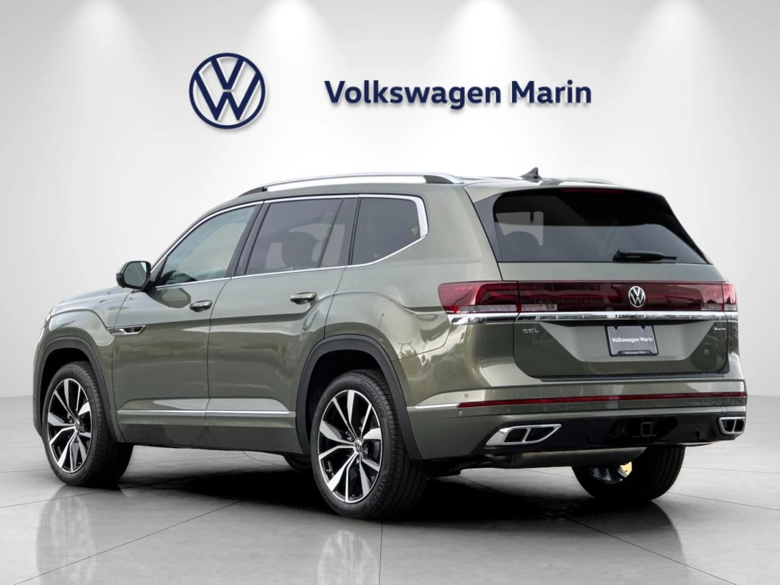 2026 Volkswagen Atlas 2.0T SEL Premium R-Line (2024 Update), 3/20
