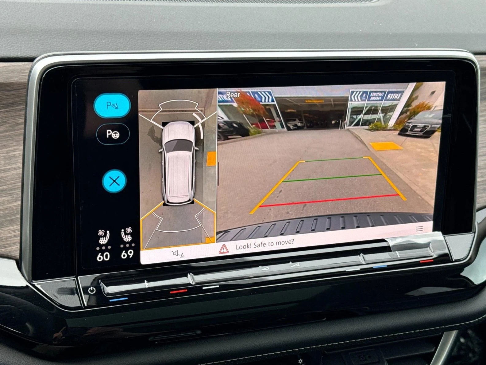 2026 Volkswagen Atlas 2.0T SEL Premium R-Line (2024 Update), 18/20