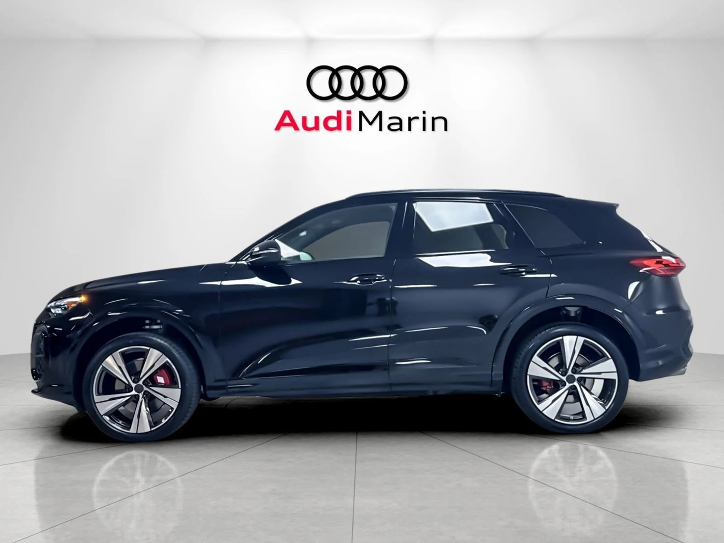 2026 Audi SQ5 Premium Plus quattro (GU), 2/20