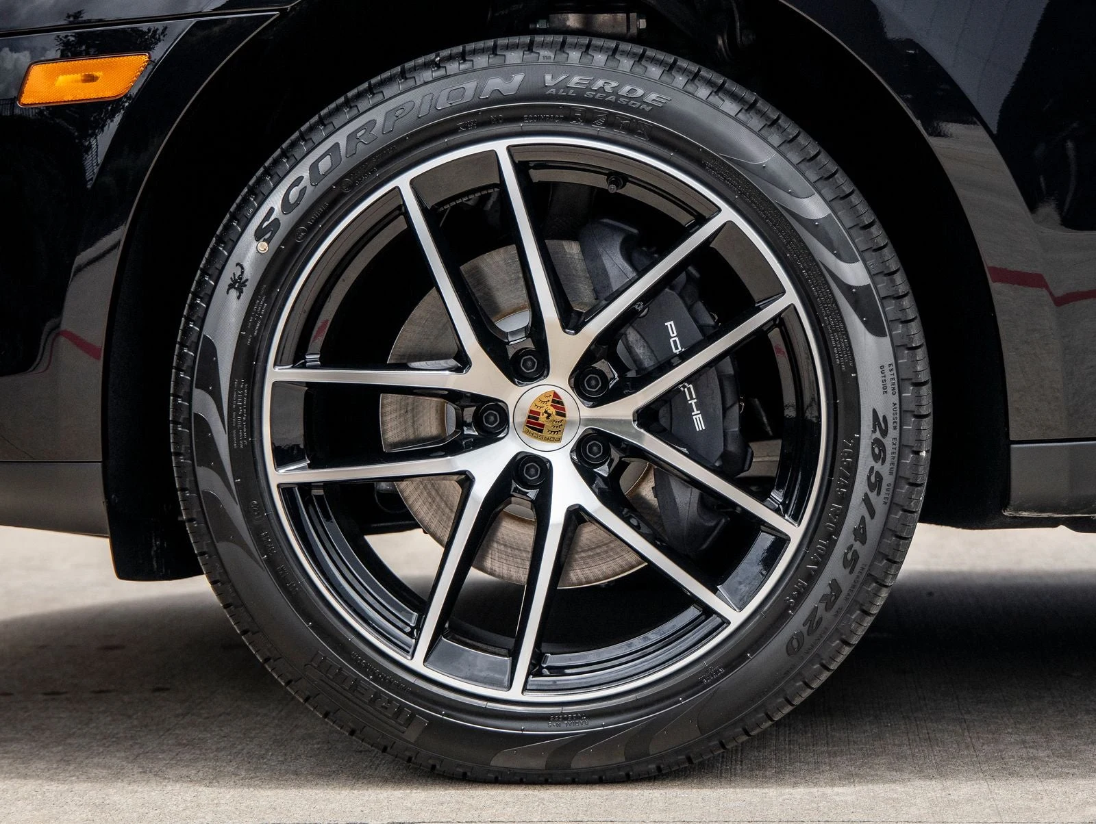 2026 Porsche Macan (95B), 15/20