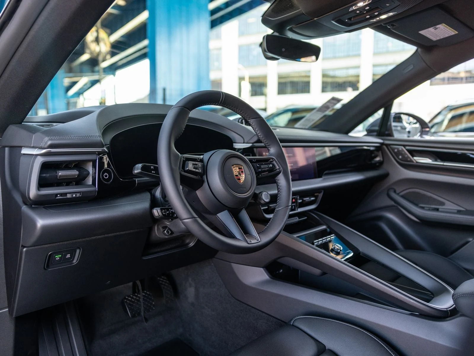 2026 Porsche Macan 4 Electric (XAB), 4/20