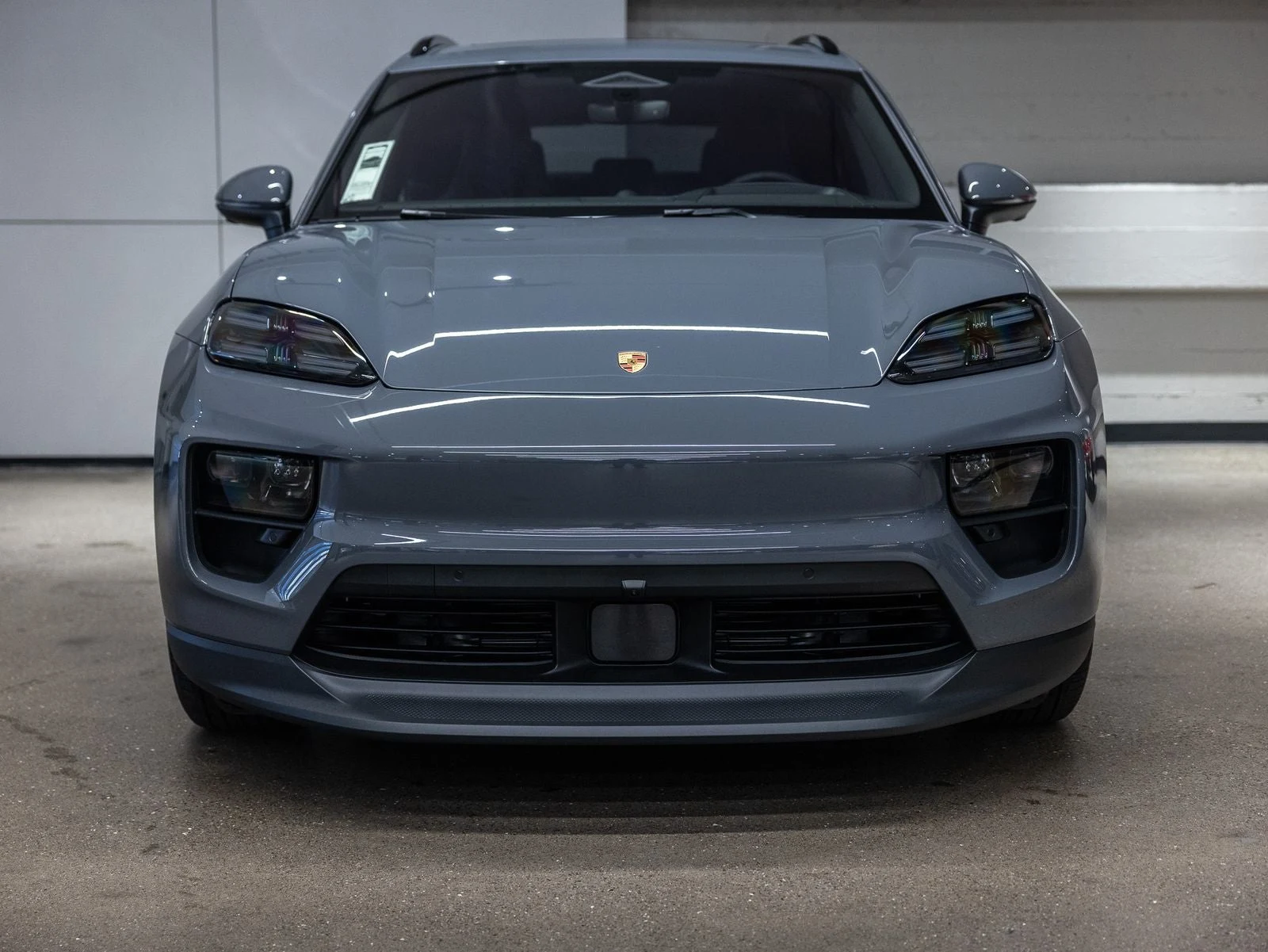 2026 Porsche Macan 4 Electric (XAB), 11/20