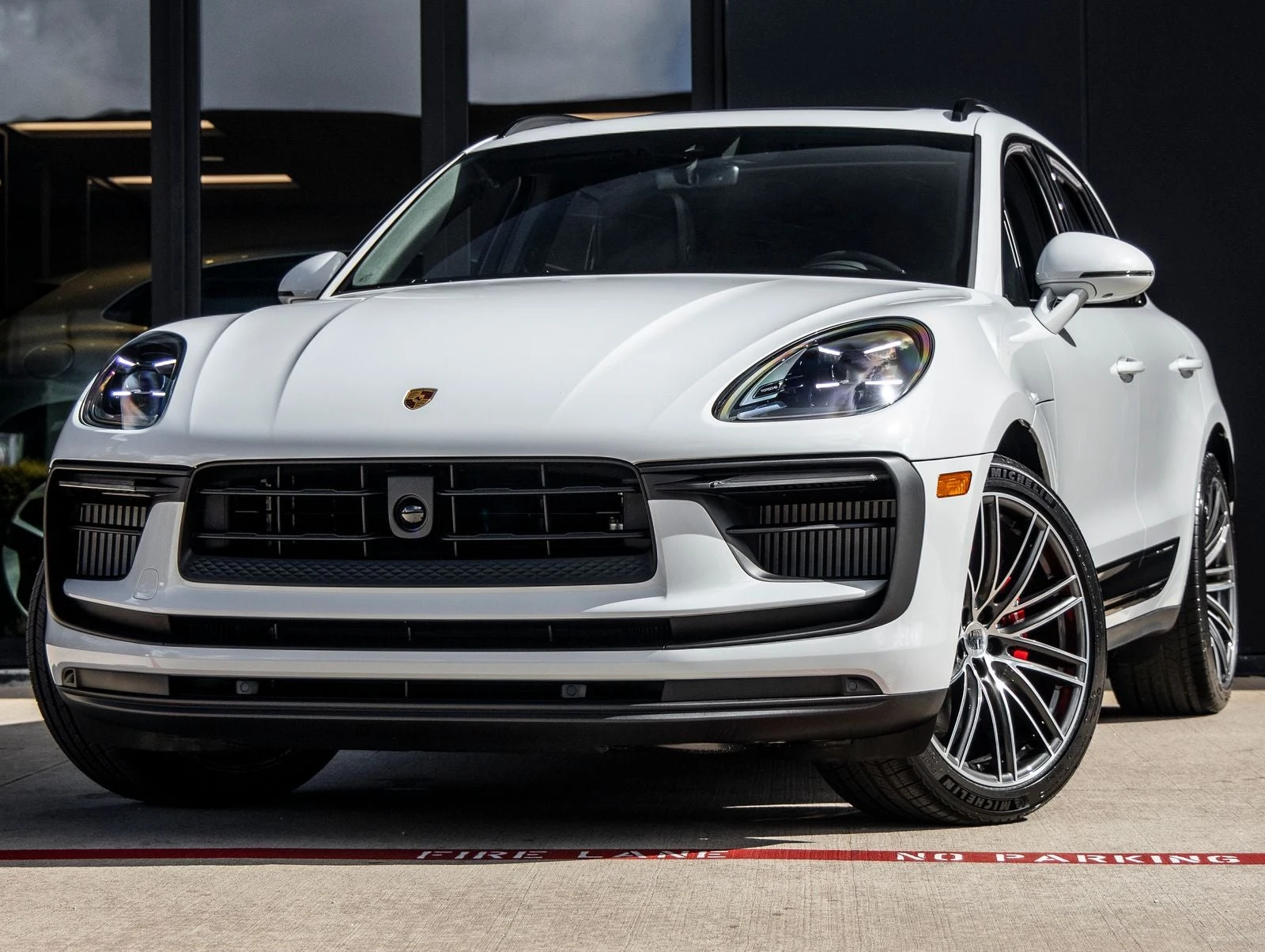 Porsche Macan S (95B) · Carrara White Metallic · Indigo Auto Group