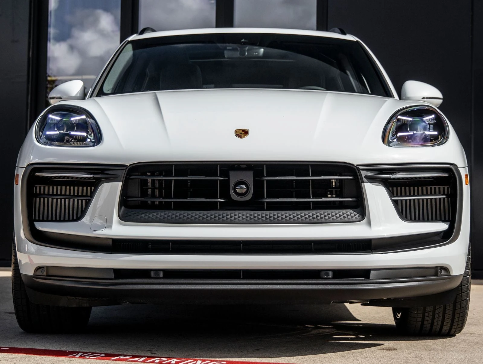 2026 Porsche Macan S (95B), 8/20