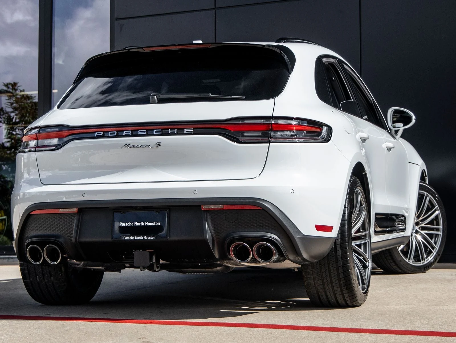 2026 Porsche Macan S (95B), 11/20