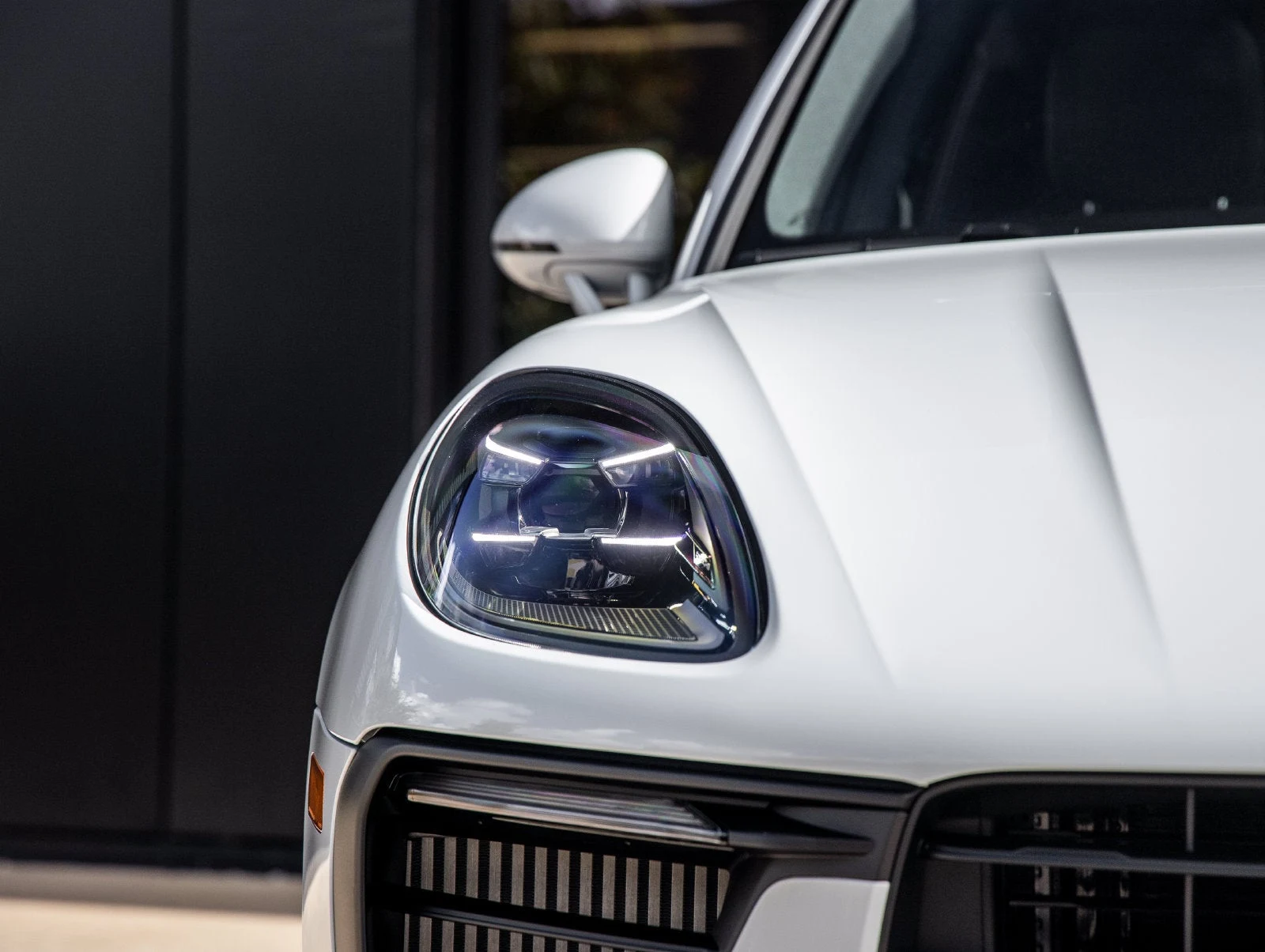 2026 Porsche Macan S (95B), 18/20