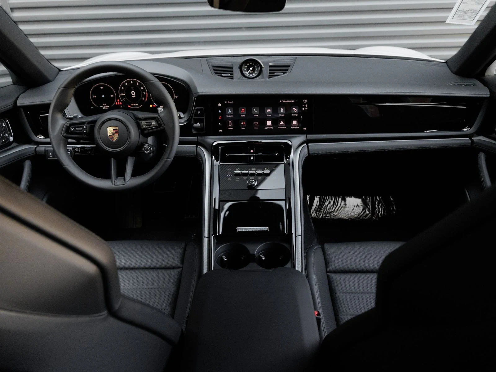 2026 Porsche Panamera (976), 16/20