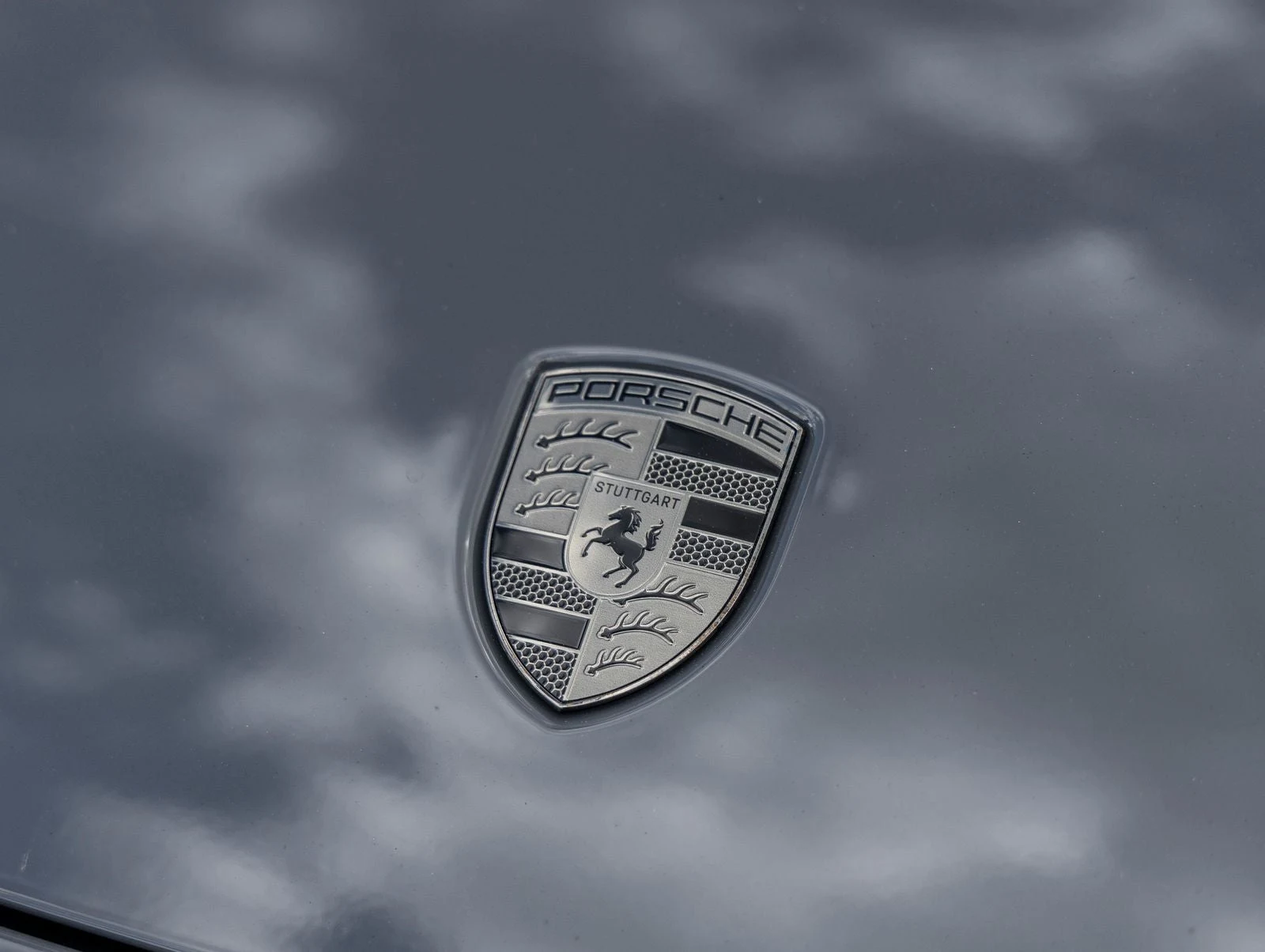 2026 Porsche Macan Turbo Electric (XAB), 17/20
