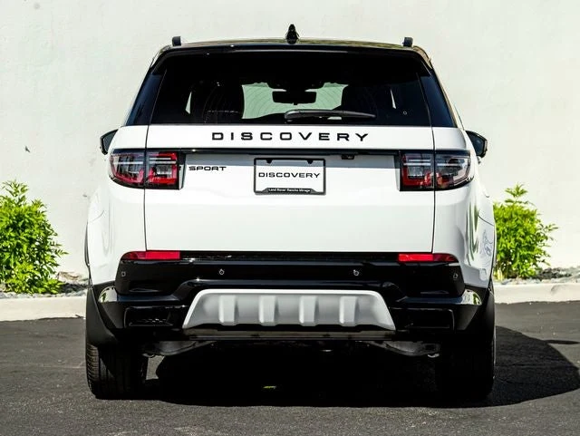 2026 Land Rover Discovery Sport Landmark (L550), 8/20
