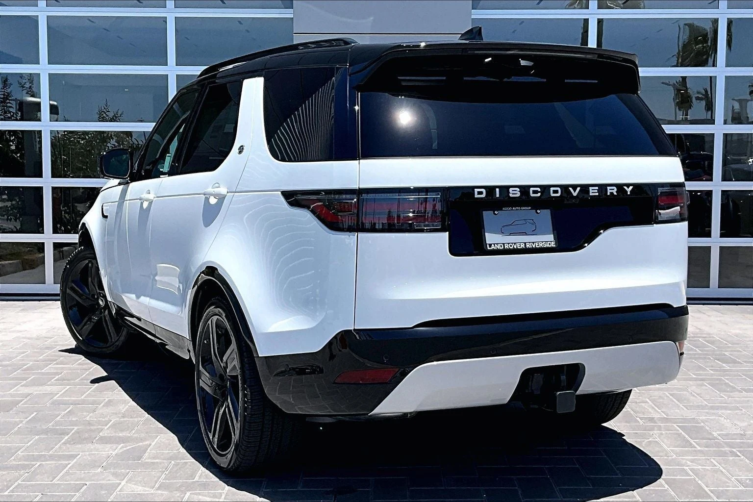 2026 Land Rover Discovery Gemini Edition (L462), 3/15