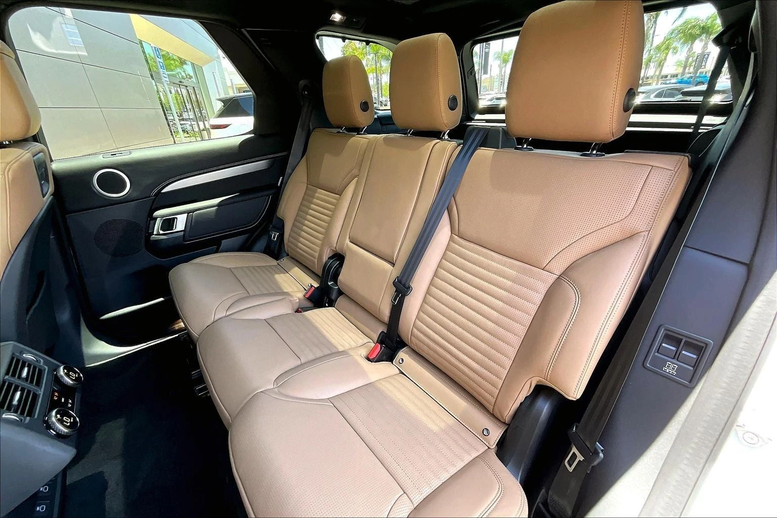 2026 Land Rover Discovery Gemini Edition (L462), 10/15
