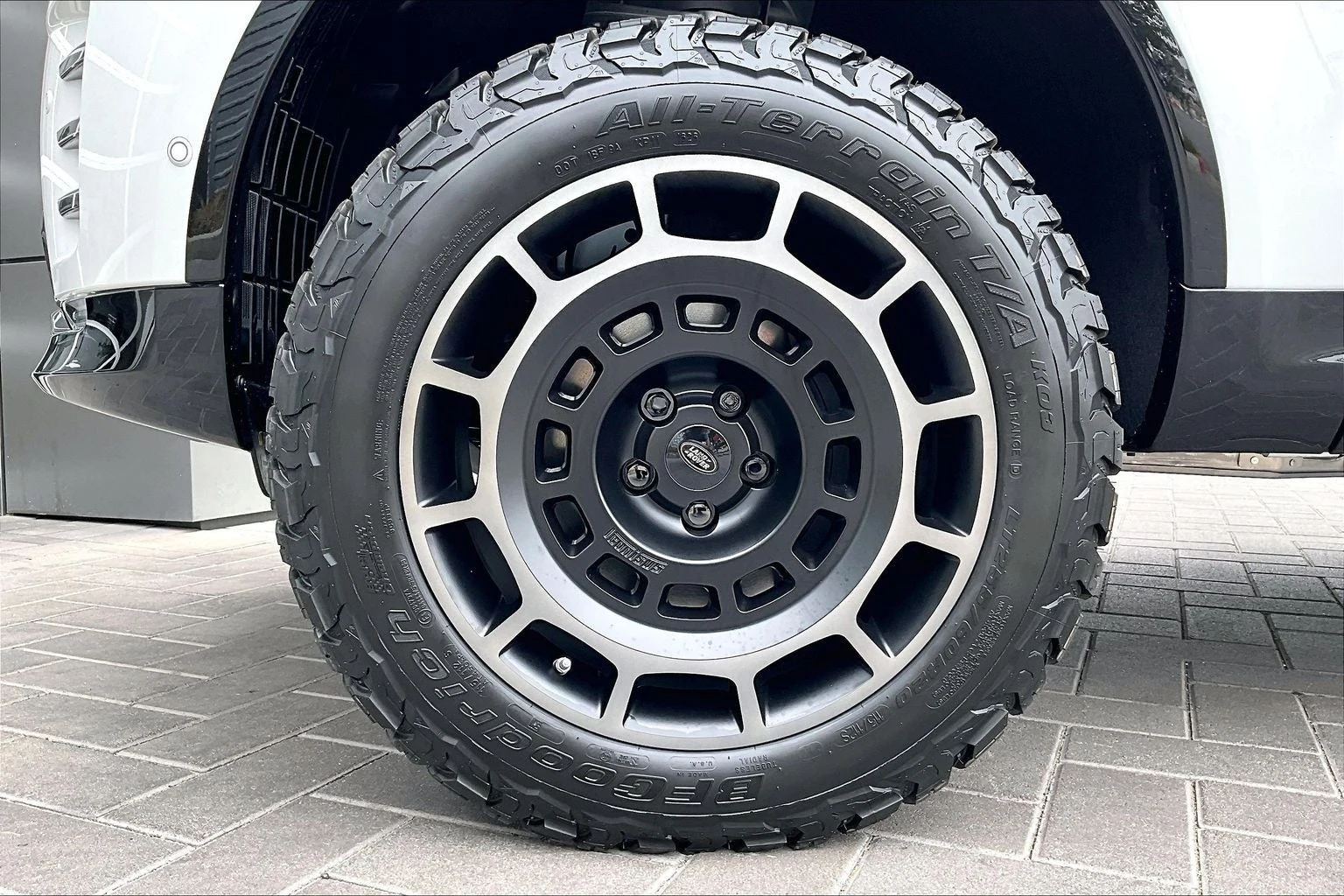 2026 Land Rover Discovery Gemini Edition (L462), 13/15