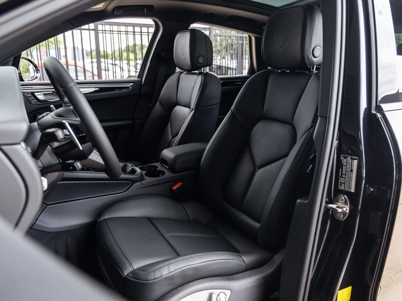 2026 Porsche Macan (95B), 5/20
