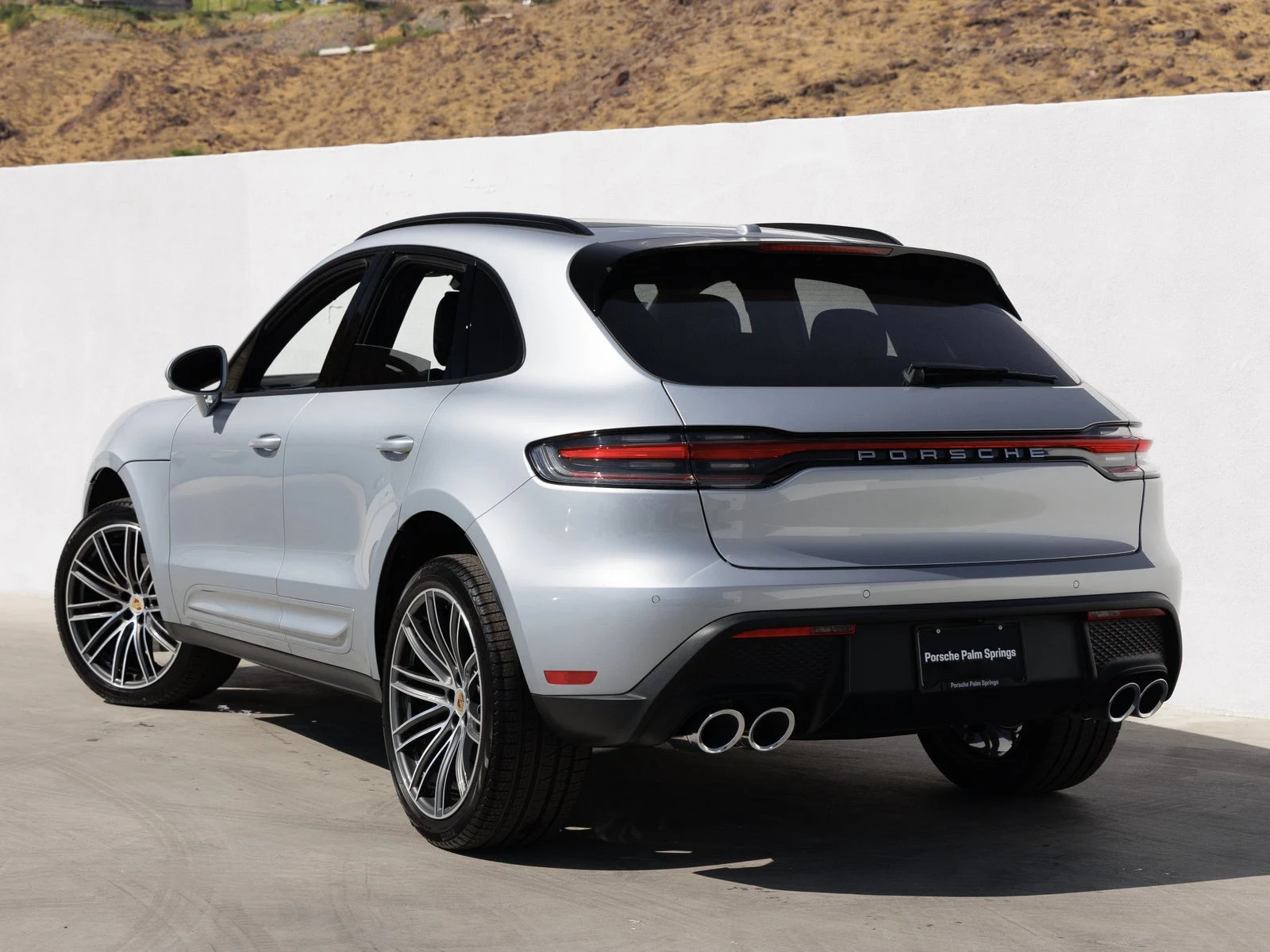 2026 Porsche Macan (95B), 3/20