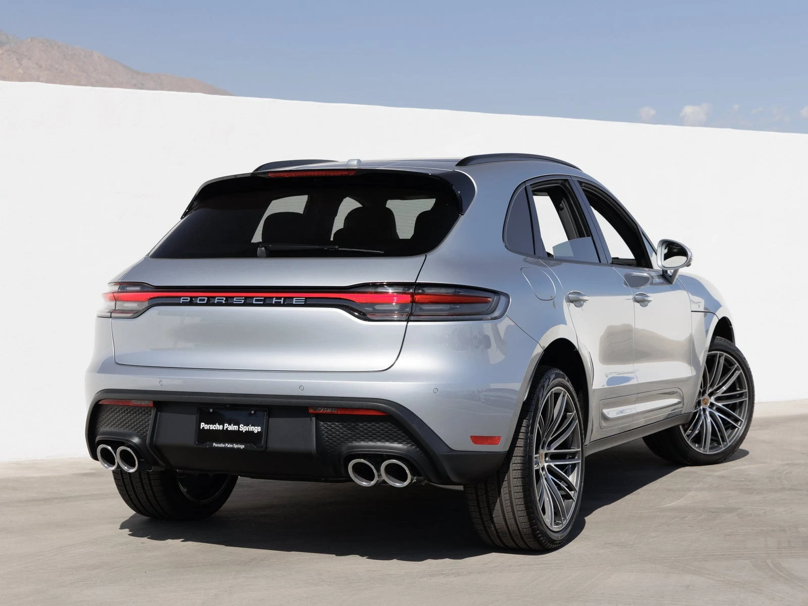 2026 Porsche Macan (95B), 7/20