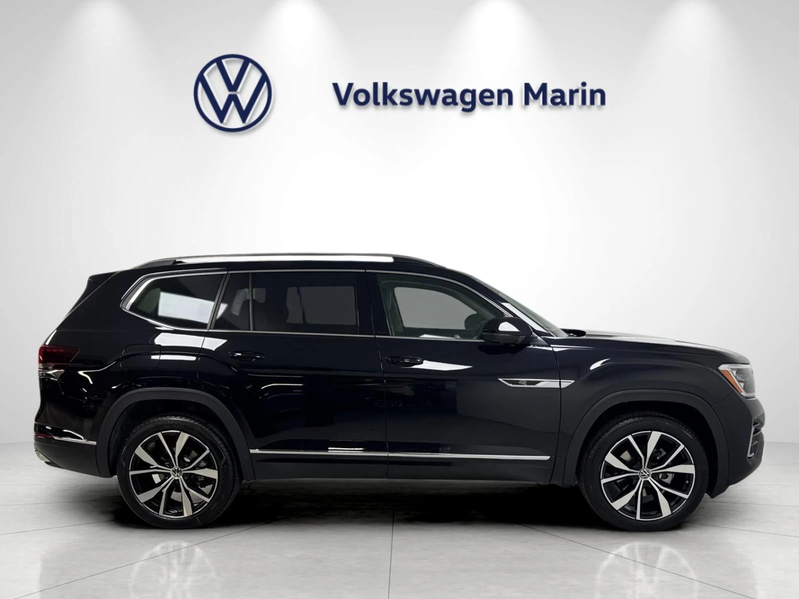 2026 Volkswagen Atlas 2.0T SEL Premium R-Line (2024 Update), 6/20