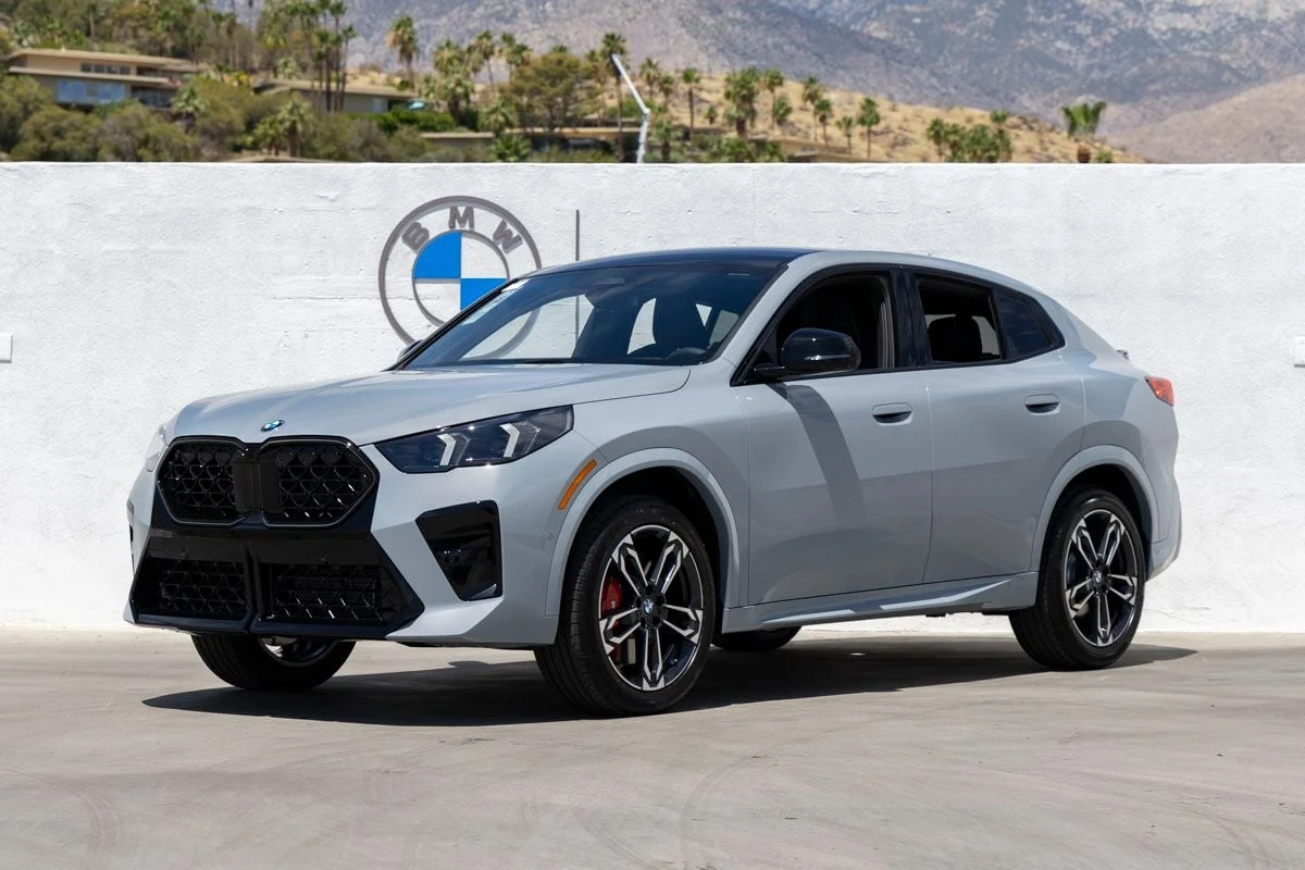 BMW X2 xDrive28i (U10) · Brooklyn Grey Metallic · Indigo Auto Group