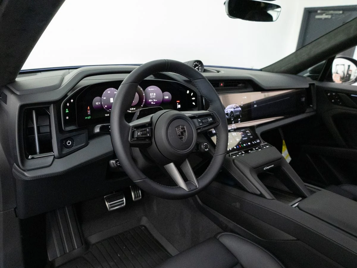2026 Porsche Cayenne Turbo Coupé Electric (E4), 4/20
