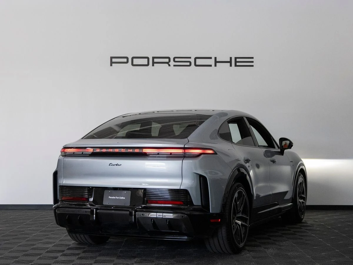 2026 Porsche Cayenne Turbo Coupé Electric (E4), 7/20