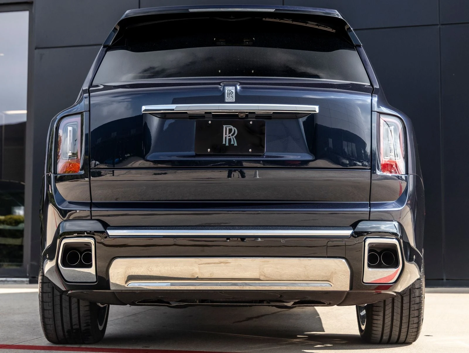 2027 Rolls-Royce Cullinan Series II, 10/20