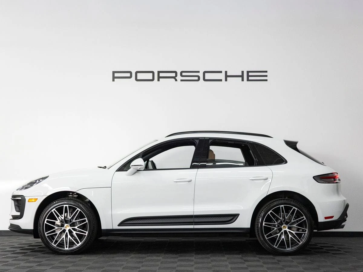 2026 Porsche Macan (95B), 2/20