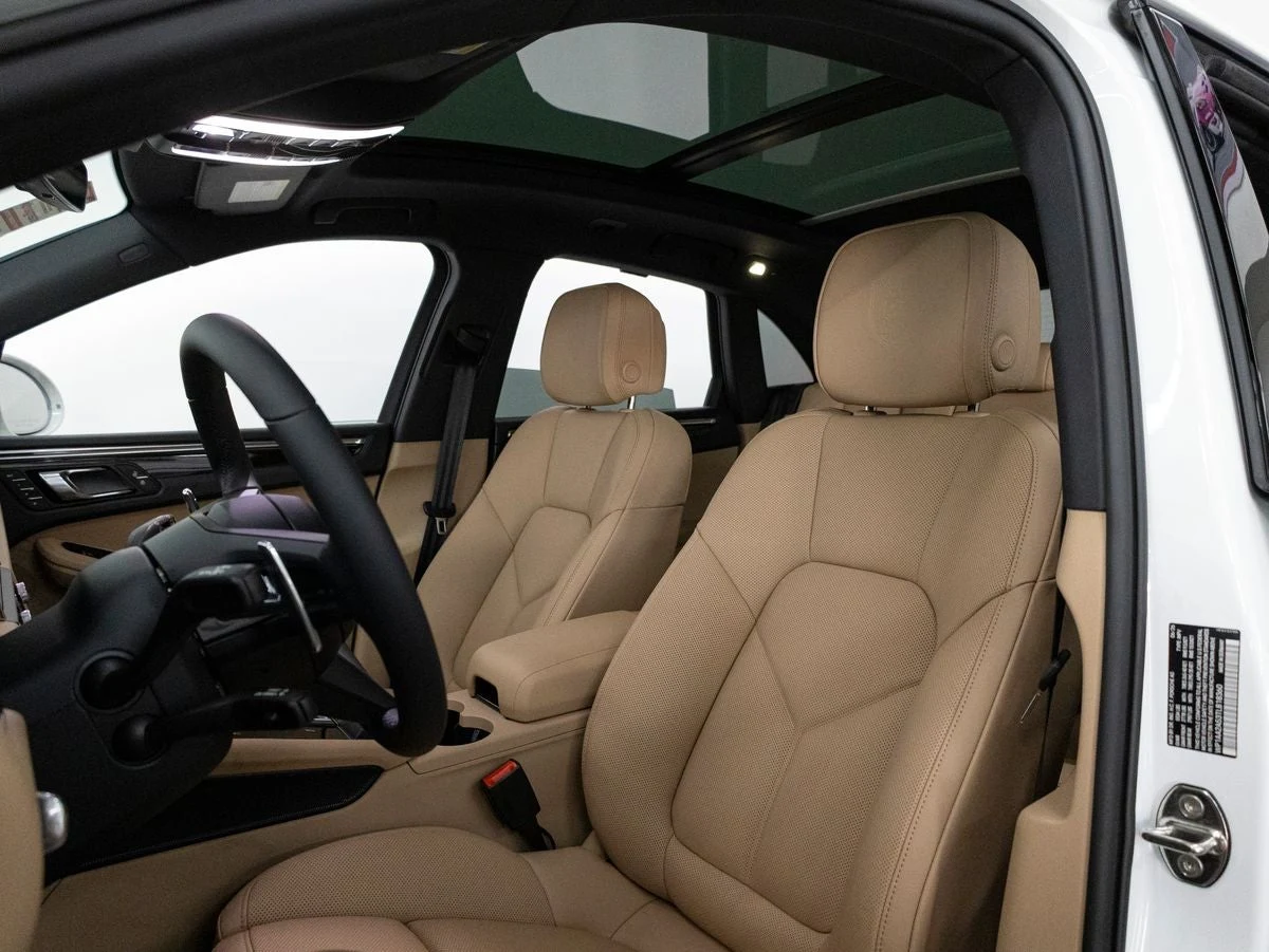 2026 Porsche Macan (95B), 5/20