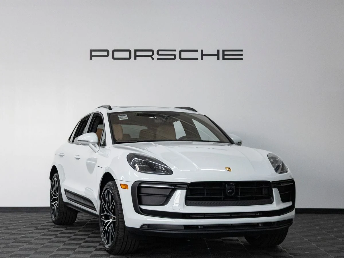 2026 Porsche Macan (95B), 9/20