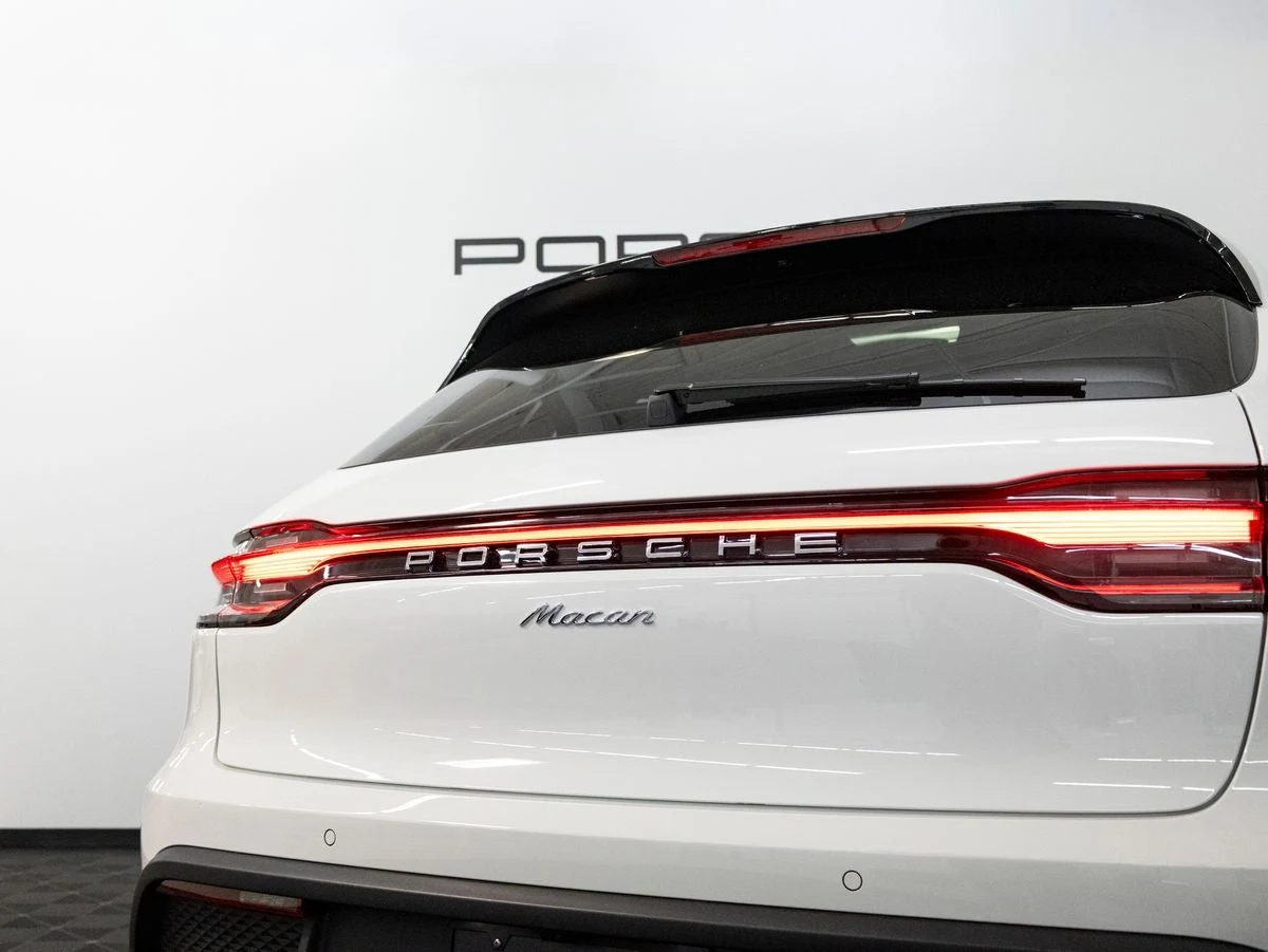 2026 Porsche Macan (95B), 14/20