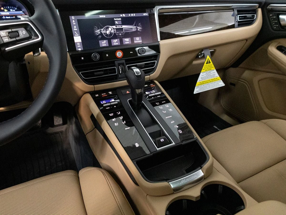 2026 Porsche Macan (95B), 16/20