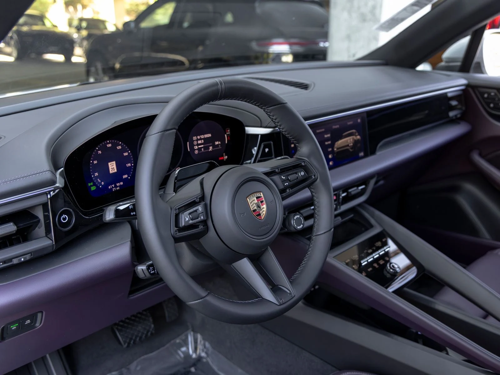 2026 Porsche Macan Electric (XAB), 4/20