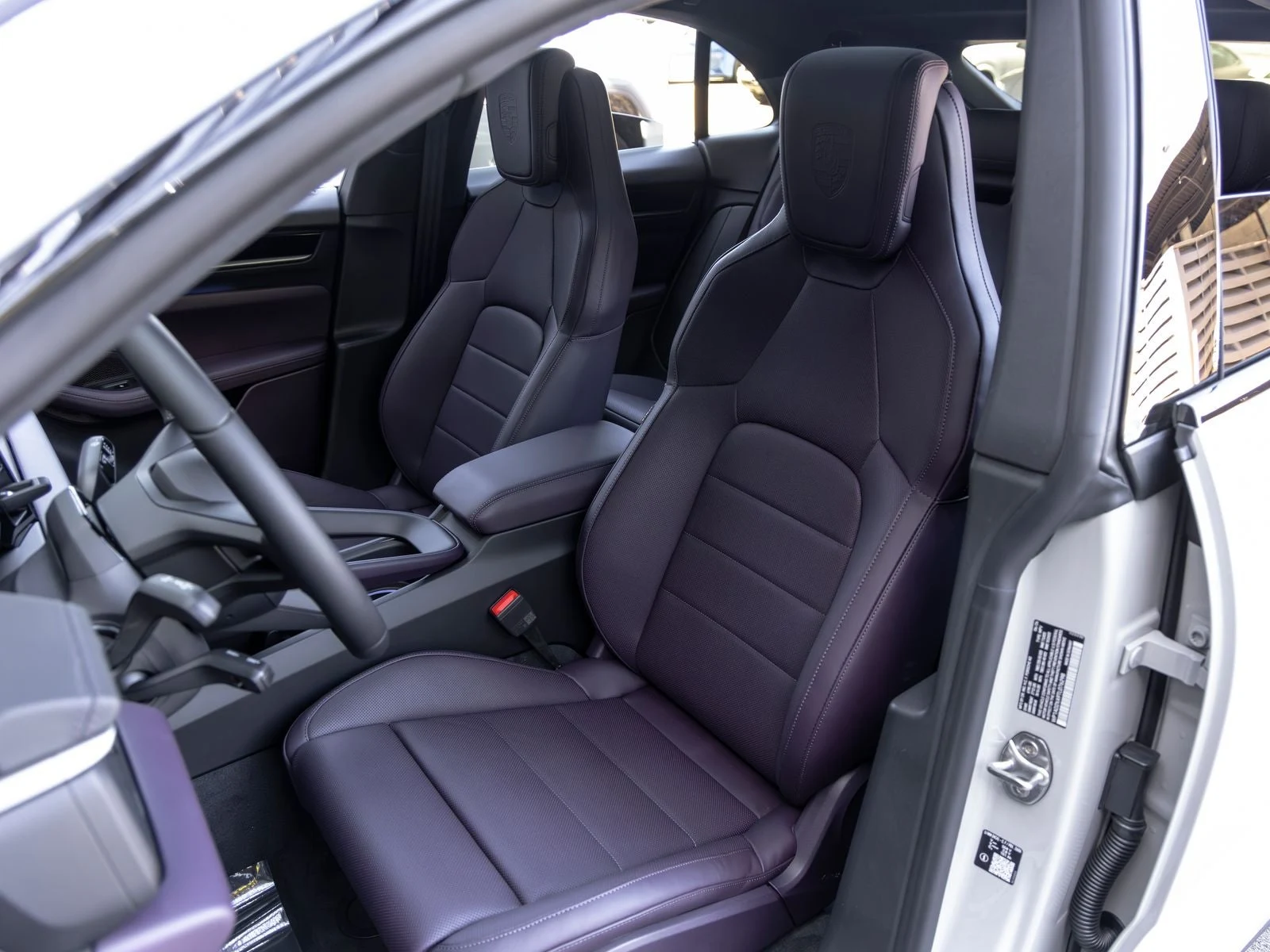 2026 Porsche Macan Electric (XAB), 5/20
