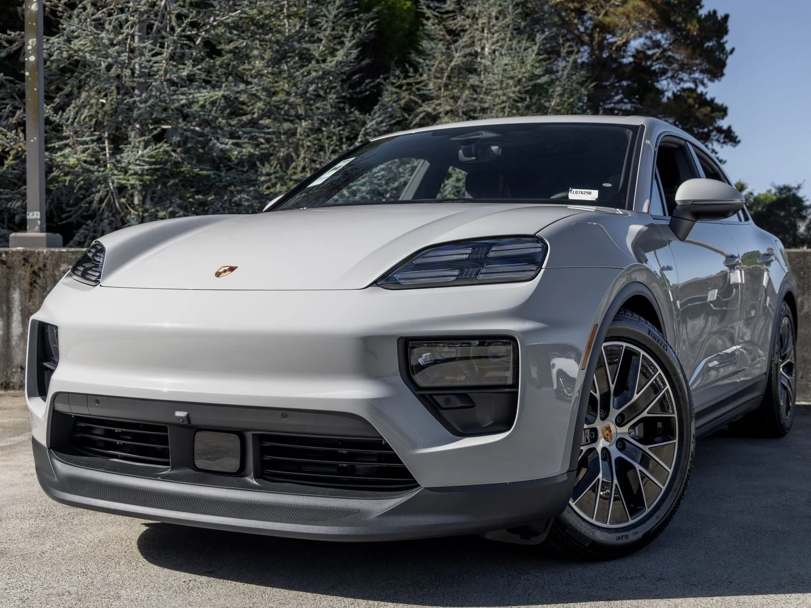 2026 Porsche Macan Electric (XAB), 7/20