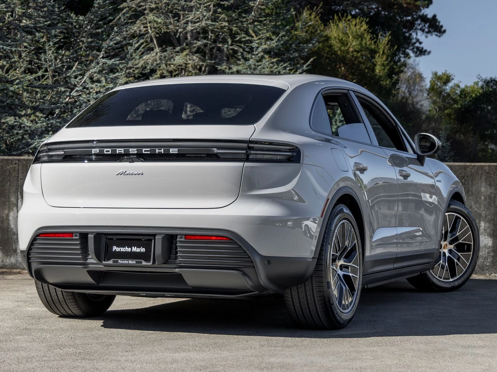 2026 Porsche Macan Electric (XAB), 11/20