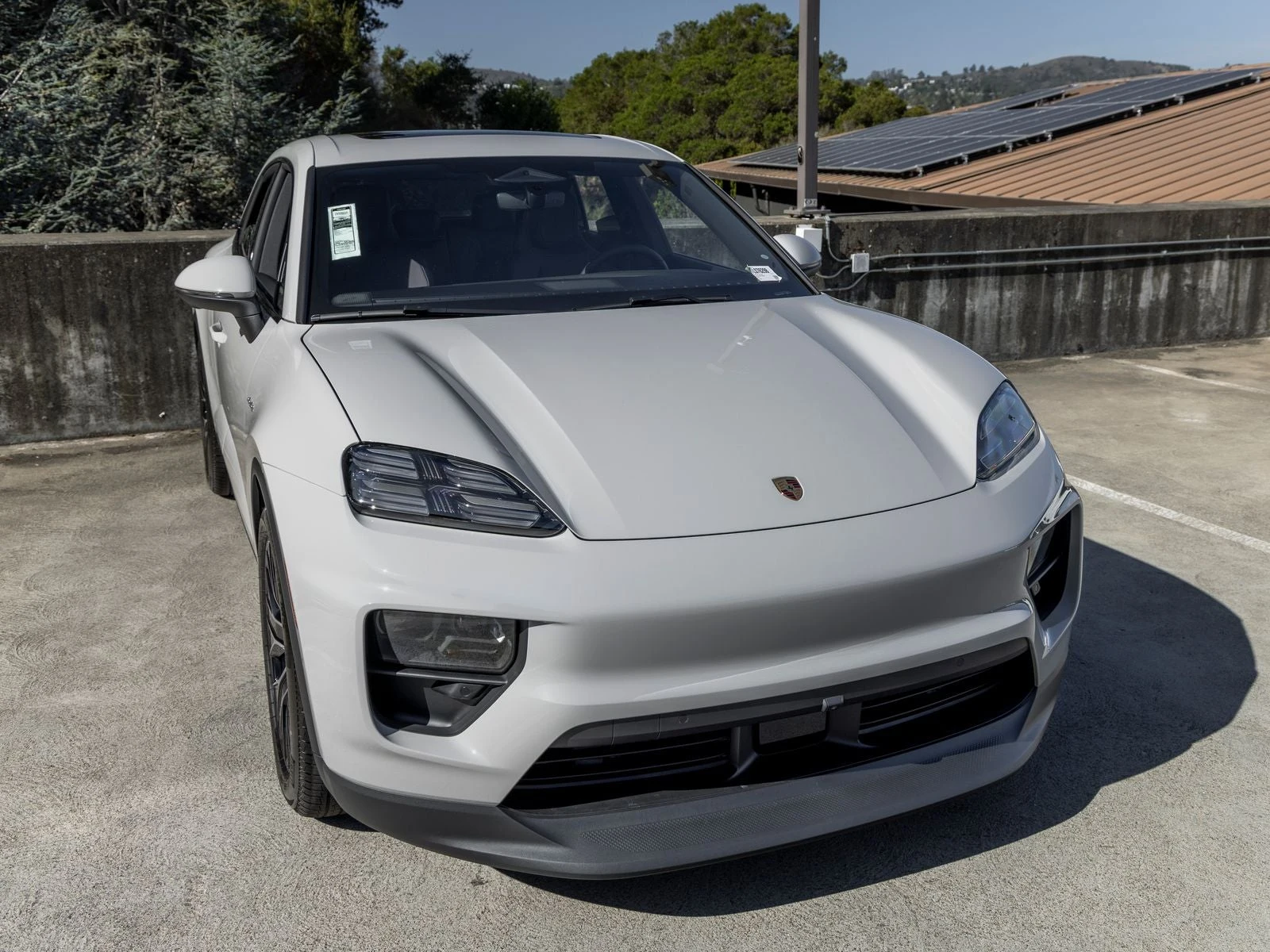 2026 Porsche Macan Electric (XAB), 17/20